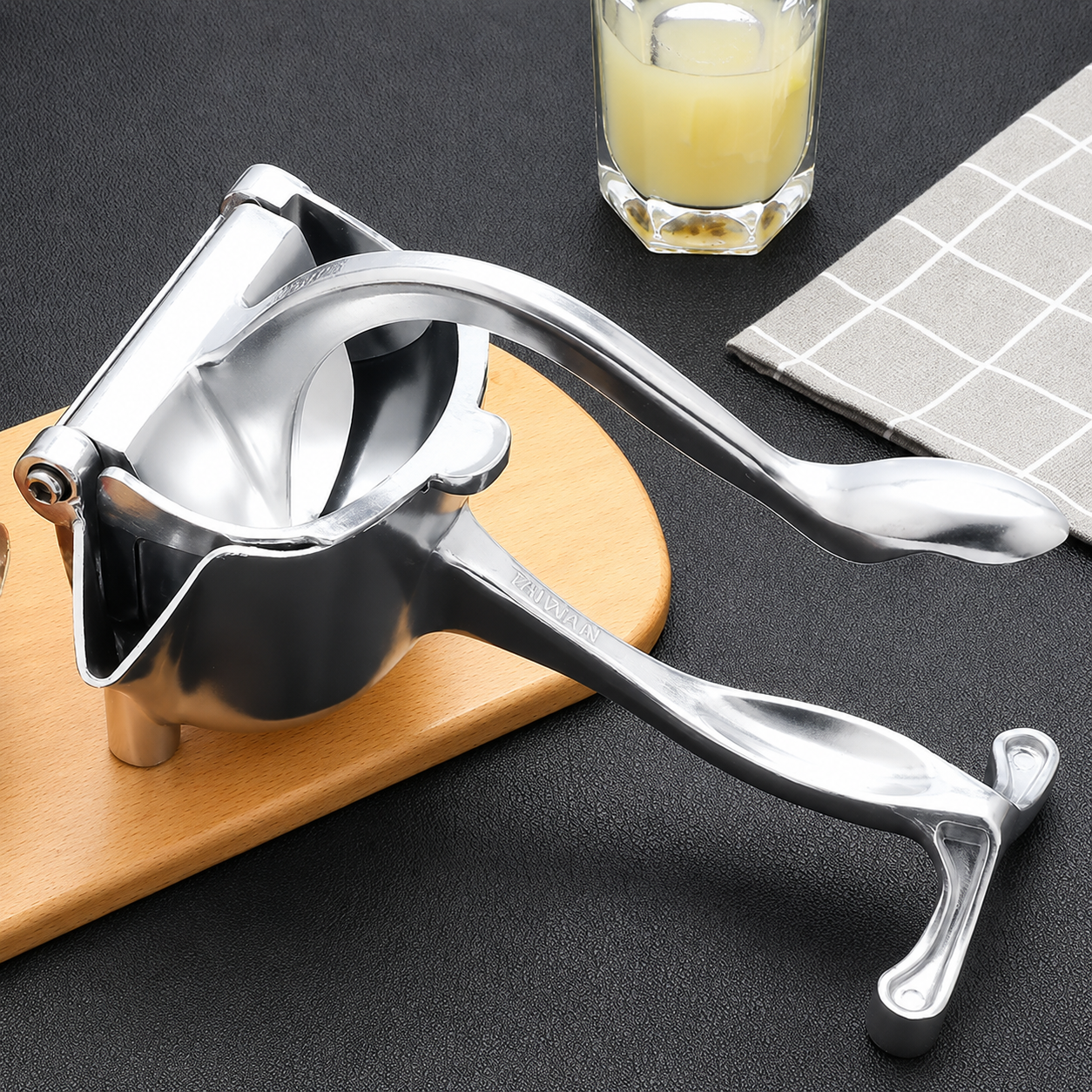 Hand Juicer Squeezer - Portable Multifunctional Manual Fruit Juicer Quiet Operation Easy Cleaning Detachable Head Press Sturdy Food Grade Juicermachine Kitchen Gadget Utensils
